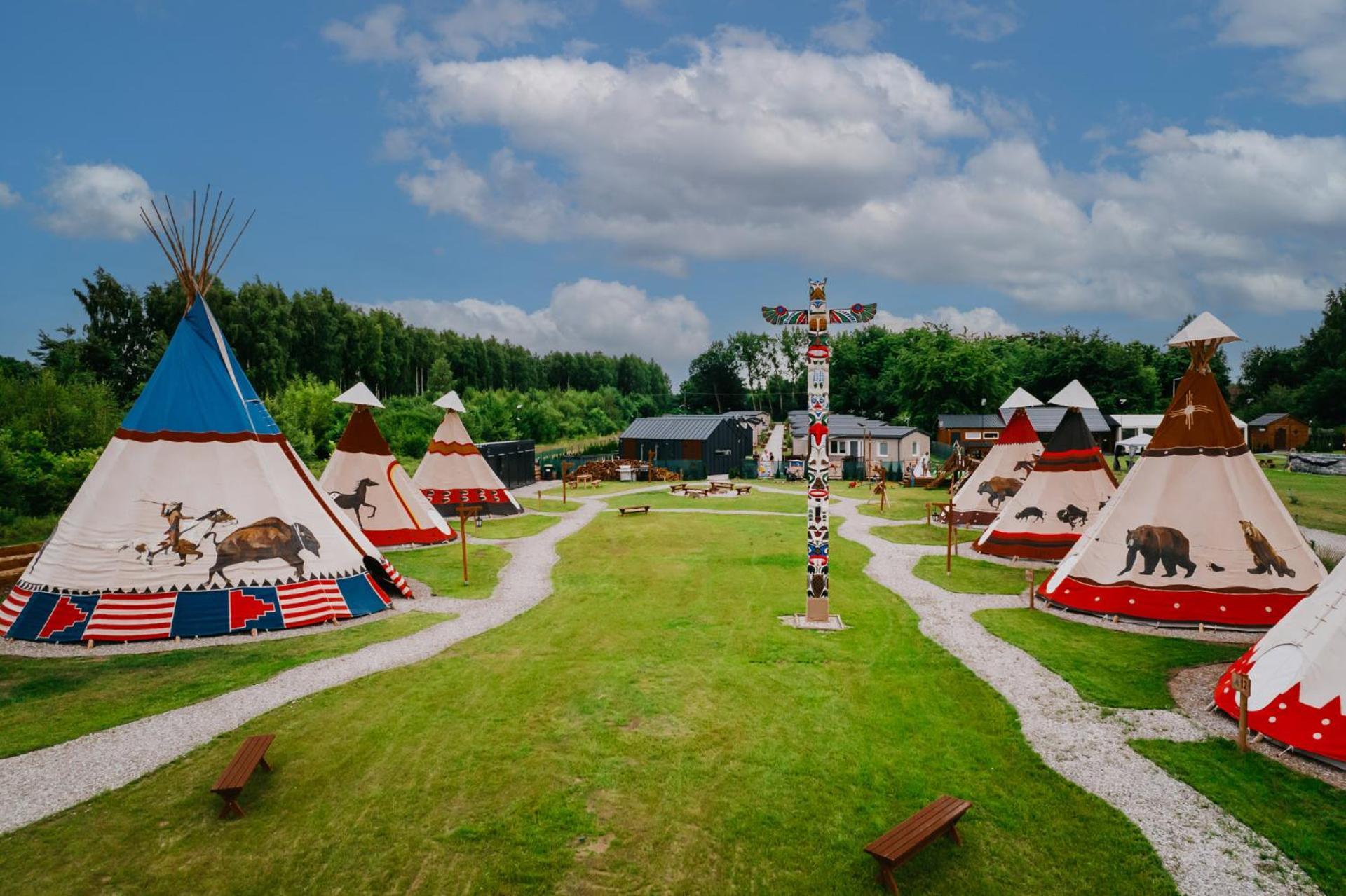 Hotel Indiana Camp - 150 M Od Suntago Park Grabce-Towarzystwo Esterno foto