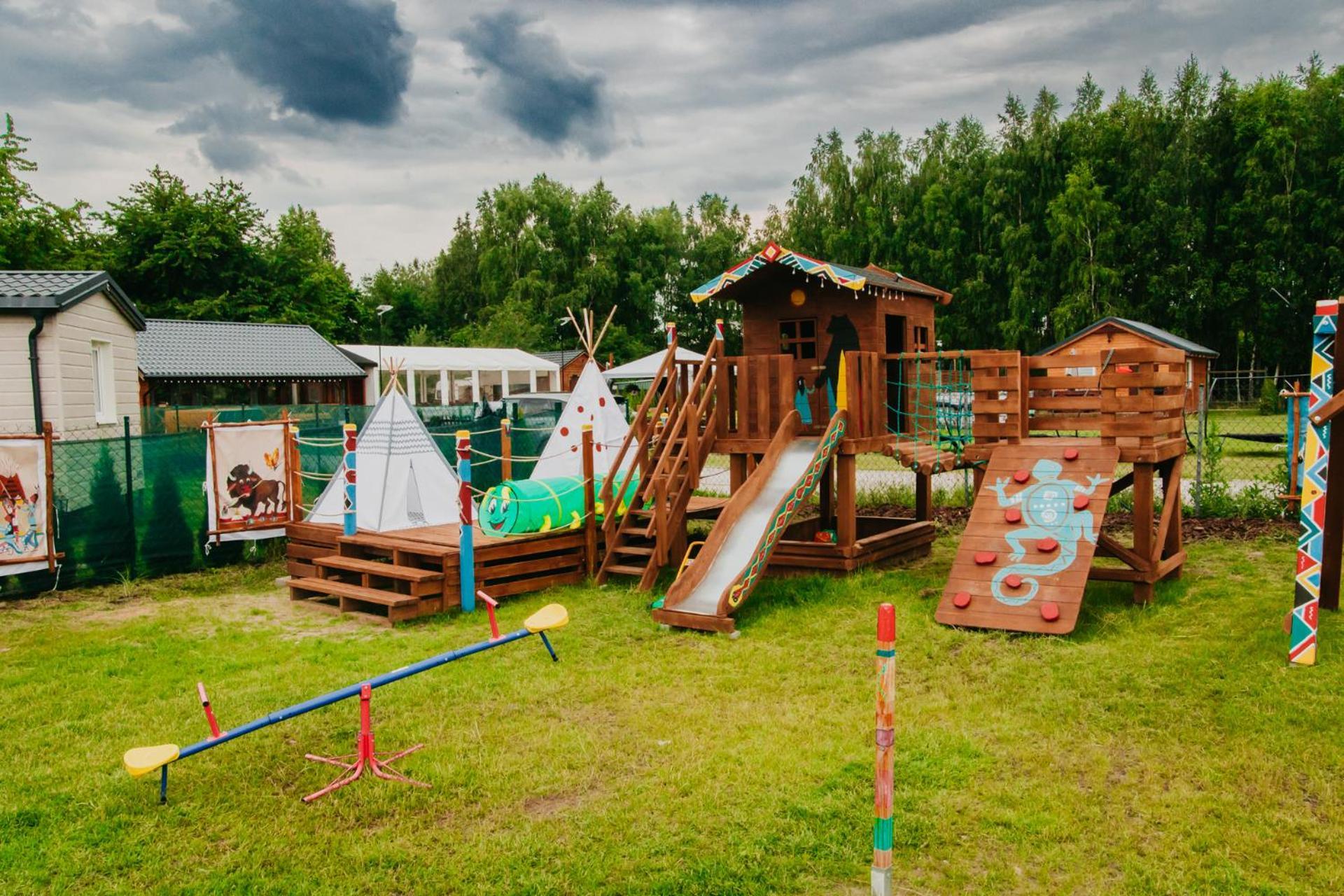 Hotel Indiana Camp - 150 M Od Suntago Park Grabce-Towarzystwo Esterno foto